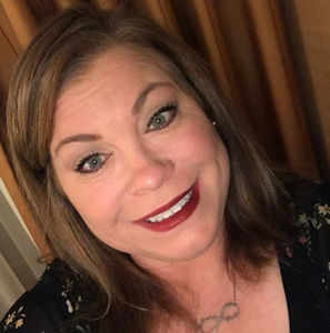 Meet your Posher, Paula